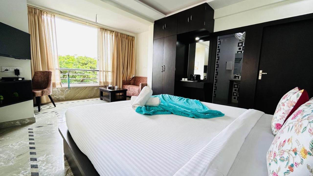 Bluo Lake View Newtown - Boutique Hotel Calcutta Exterior foto