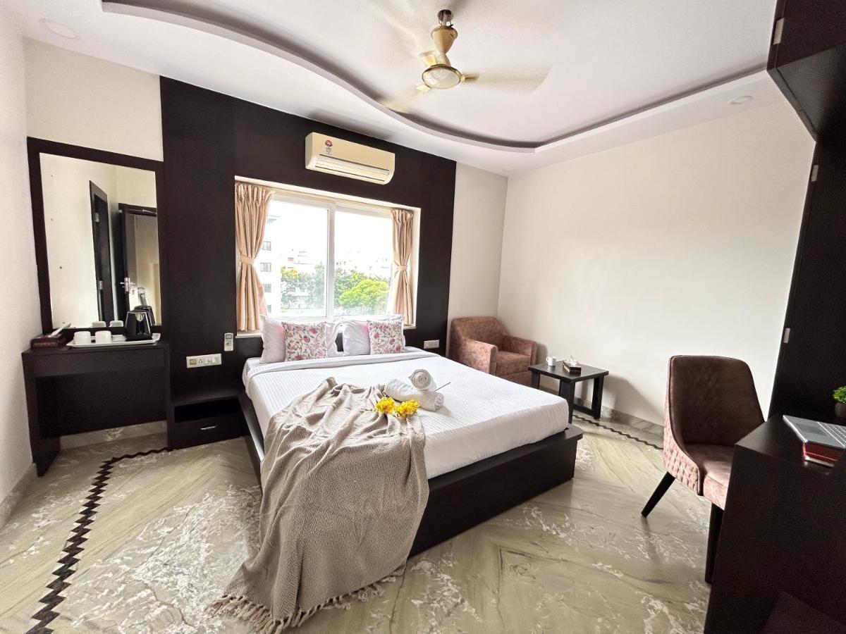 Bluo Lake View Newtown - Boutique Hotel Calcutta Exterior foto